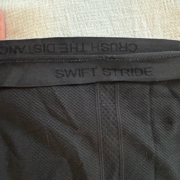 Lulu Swift Stride Tshirt - Picture 3 of 4